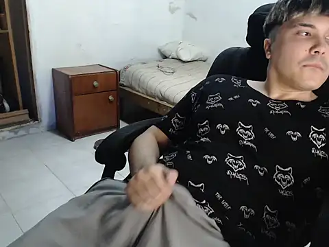 CuteAlexBoy online show from 18, 5, 2026