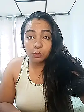 angie velez1 online show from 13, 11, 2025