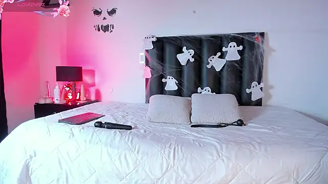 MelanieKimm online show from 22, 10, 2025