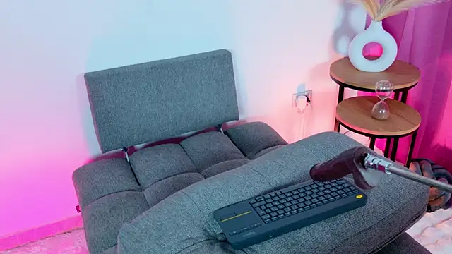 Celesttebloom   online show from 30, 10, 2025