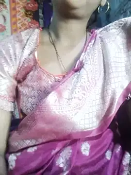 Hot Lilly02 online show from 11, 11, 2025