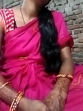 Hot Lilly02 online show from 29, 10, 2025