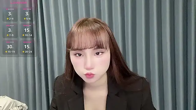 Momo-999 online show from 18, 10, 2025