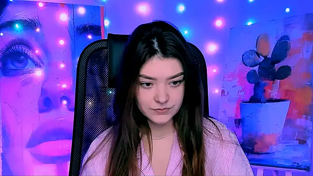 Snapshot of AnaSteisher chatting on 19, 12, 2025 AnaSteisher online show from 19, 12, 2025