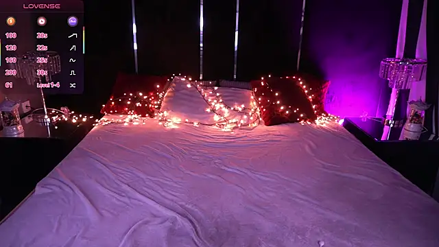 VixenMuse online show from 9, 2, 2026