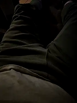 Snapshot of michindm chatting on 1, 11, 2025 michindm online show from 1, 11, 2025