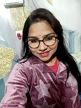 Snapshot of Vanshika1432 chatting on 13, 11, 2025 Vanshika1432 online show from 13, 11, 2025