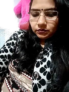 Snapshot of Vanshika1432 chatting on 30, 11, 2025 Vanshika1432 online show from 30, 11, 2025