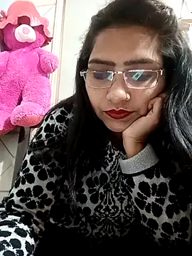 Vanshika1432 online show from 22, 12, 2025