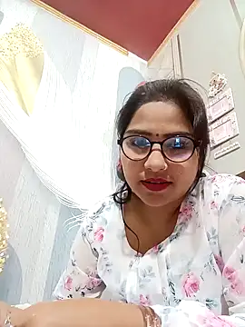 Snapshot of Vanshika1432 chatting on 6, 11, 2025 Vanshika1432 online show from 6, 11, 2025