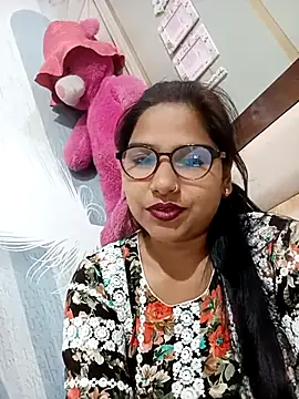 Snapshot of Vanshika1432 chatting on 29, 10, 2025 Vanshika1432 online show from 29, 10, 2025