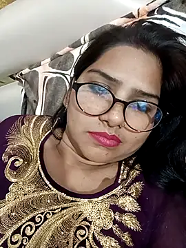 Snapshot of Vanshika1432 chatting on 10, 11, 2025 Vanshika1432 online show from 10, 11, 2025