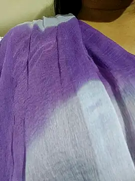 Snapshot of Vanshika1432 chatting on 17, 10, 2025 Vanshika1432 online show from 17, 10, 2025