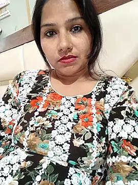 Snapshot of Vanshika1432 chatting on 16, 10, 2025 Vanshika1432 online show from 16, 10, 2025