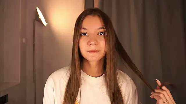 BrynnHolverson online show from 20, 10, 2025