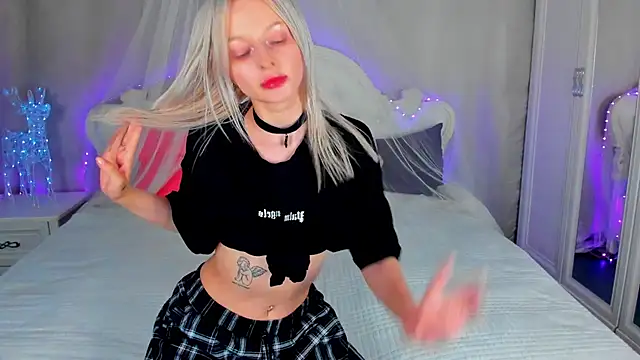 Snapshot of AlessaKiss chatting on 14, 7, 2026 AlessaKiss online show from 14, 7, 2026