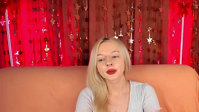 Snapshot of AlessaKiss chatting on 15, 2, 2026 AlessaKiss online show from 15, 2, 2026