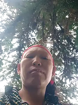 Snapshot of nui-show chatting on 30, 10, 2025 nui-show online show from 30, 10, 2025