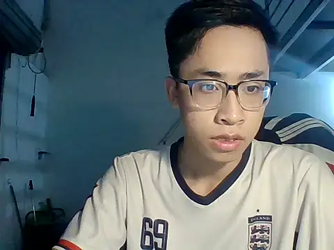 liamhn2k4 online show from 29, 10, 2025