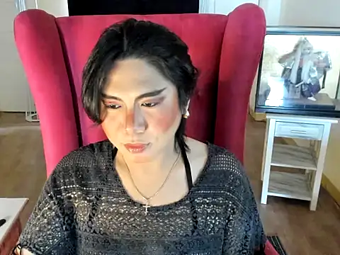 GoldenTs69 online show from 19, 11, 2025