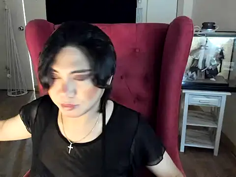 GoldenTs69 online show from 9, 11, 2025