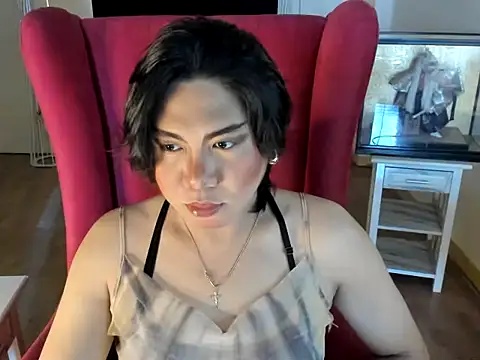 GoldenTs69 online show from 17, 11, 2025