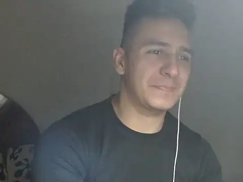 Snapshot of DarkTheKing chatting on 2, 11, 2025 DarkTheKing online show from 2, 11, 2025