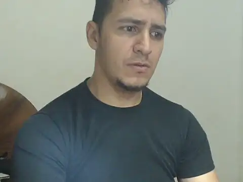 Snapshot of DarkTheKing chatting on 21, 10, 2025 DarkTheKing online show from 21, 10, 2025