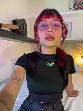 Emma duff online show from 15, 4, 2026