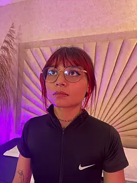 Emma duff online show from 22, 3, 2026