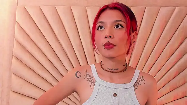 Snapshot of Emma_duff chatting on 27, 10, 2025 Emma duff online show from 27, 10, 2025