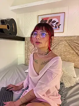 Emma duff online show from 24, 4, 2026