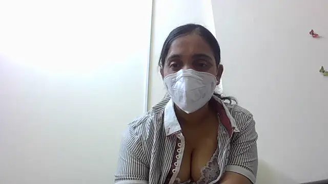Snapshot of shainiasha1 chatting on 15, 7, 2026 shainiasha1 online show from 15, 7, 2026