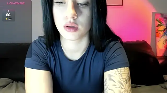 LexiSinnn online show from 22, 11, 2025