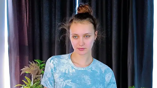 FoxFever online show from 3, 11, 2025