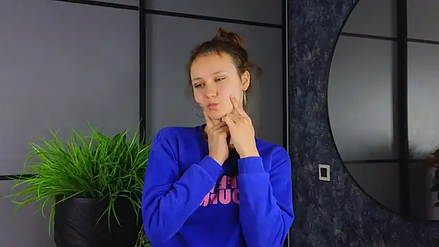 FoxFever online show from 5, 11, 2025