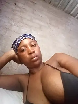 Bretbooty23 online show from 10, 11, 2025