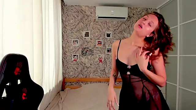 Snapshot of mishel_amurr chatting on 8, 5, 2026 mishel amurr online show from 8, 5, 2026