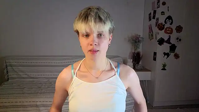 Snapshot of puffimini chatting on 29, 11, 2025 puffimini online show from 29, 11, 2025