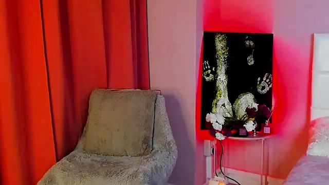 IzieCarter online show from 6, 11, 2025