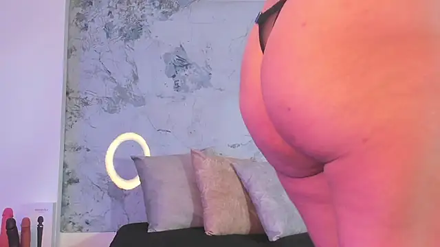 Karina chastillo online show from 18, 1, 2026