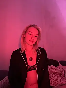 Snapshot of versediamond chatting on 20, 11, 2025 versediamond online show from 20, 11, 2025