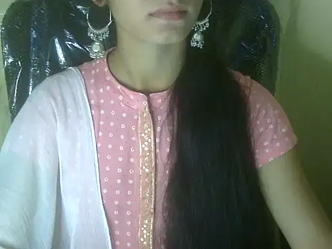 Snapshot of Shezi_N chatting on 24, 10, 2025 Shezi N online show from 24, 10, 2025