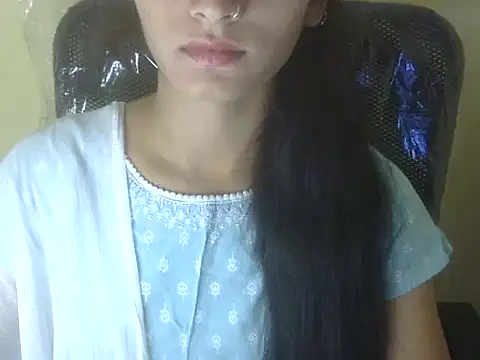 Snapshot of Shezi_N chatting on 26, 10, 2025 Shezi N online show from 26, 10, 2025