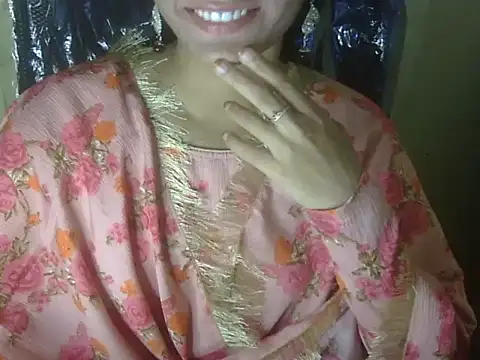 Snapshot of Shezi_N chatting on 10, 11, 2025 Shezi N online show from 10, 11, 2025