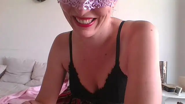 Ava sexy bitch online show from 20, 6, 2026