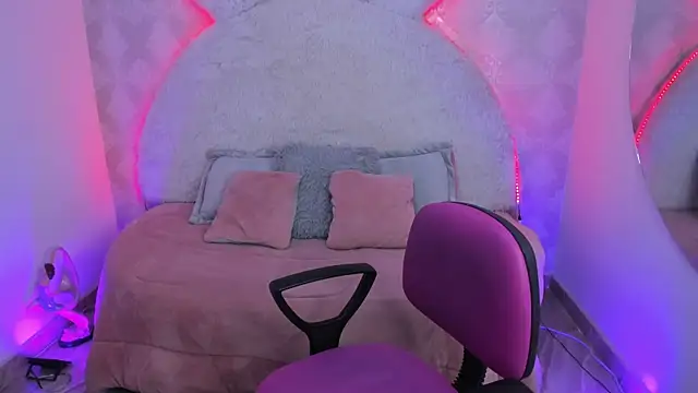 valentina clk online show from 27, 11, 2025