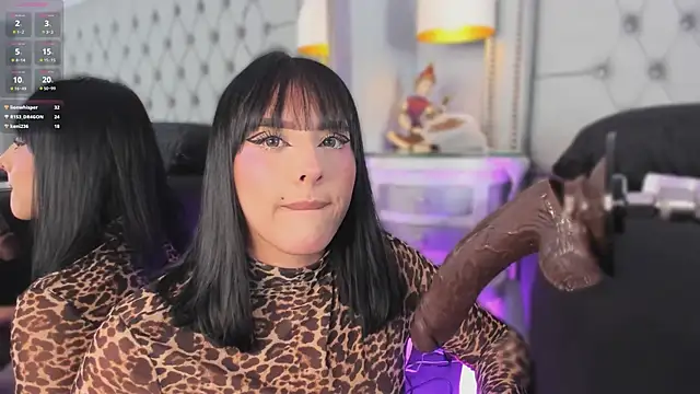 Lily StClair online show from 14, 4, 2026