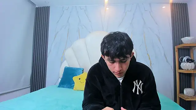 hoot booys  online show from 27, 3, 2026