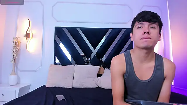 hoot booys  online show from 31, 3, 2026